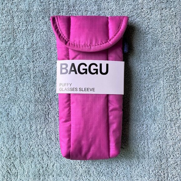 NWT BAGGU Puffy Glasses Sleeve - Extra Pink - Picture 1 of 4
